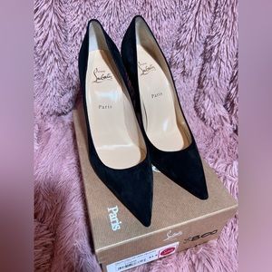 Christian Louboutin suede size 41.5 pumps 100